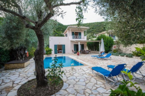 Hotels in Poros